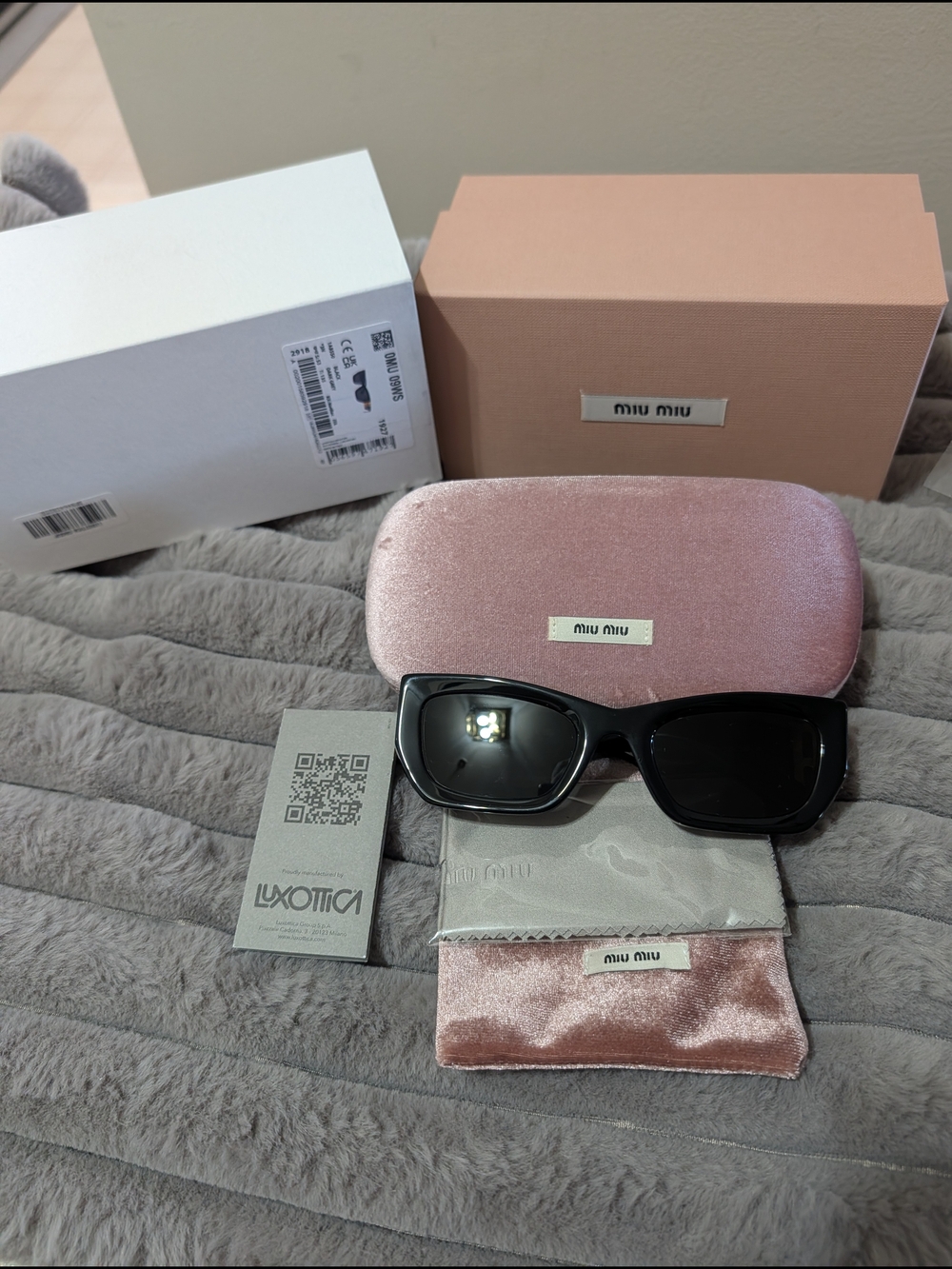 Miu Miu Black Cat-Eye Sunglasses - Picture 3 of 9